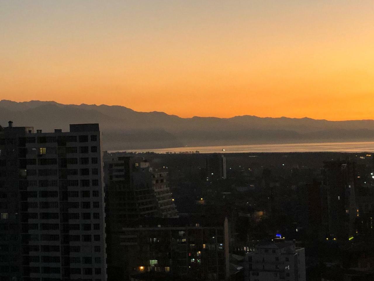 Cozy Bright Apartment With Amazing Sea View Batumi Eksteriør bilde